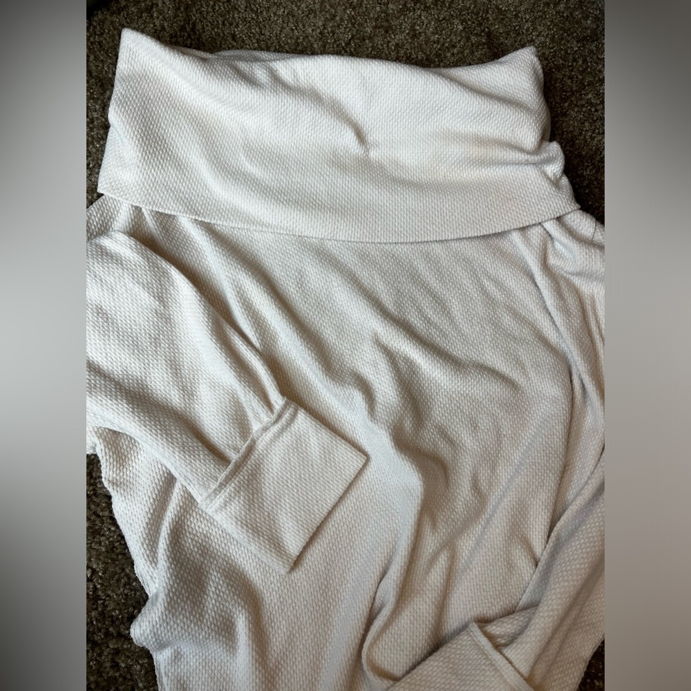 Free people sweater